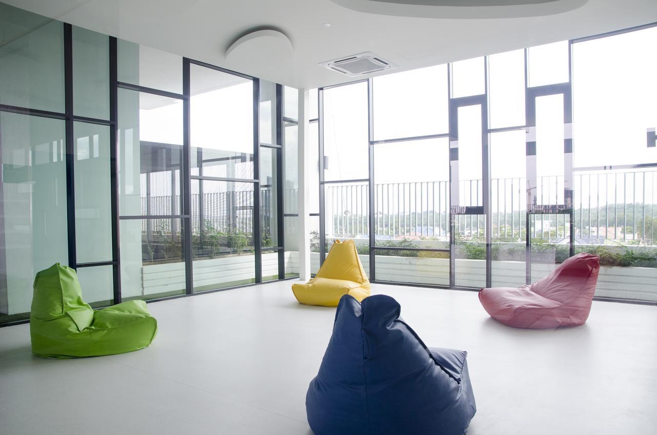 Holi Southkey Art Suite Johor Bahru Ngoại thất bức ảnh