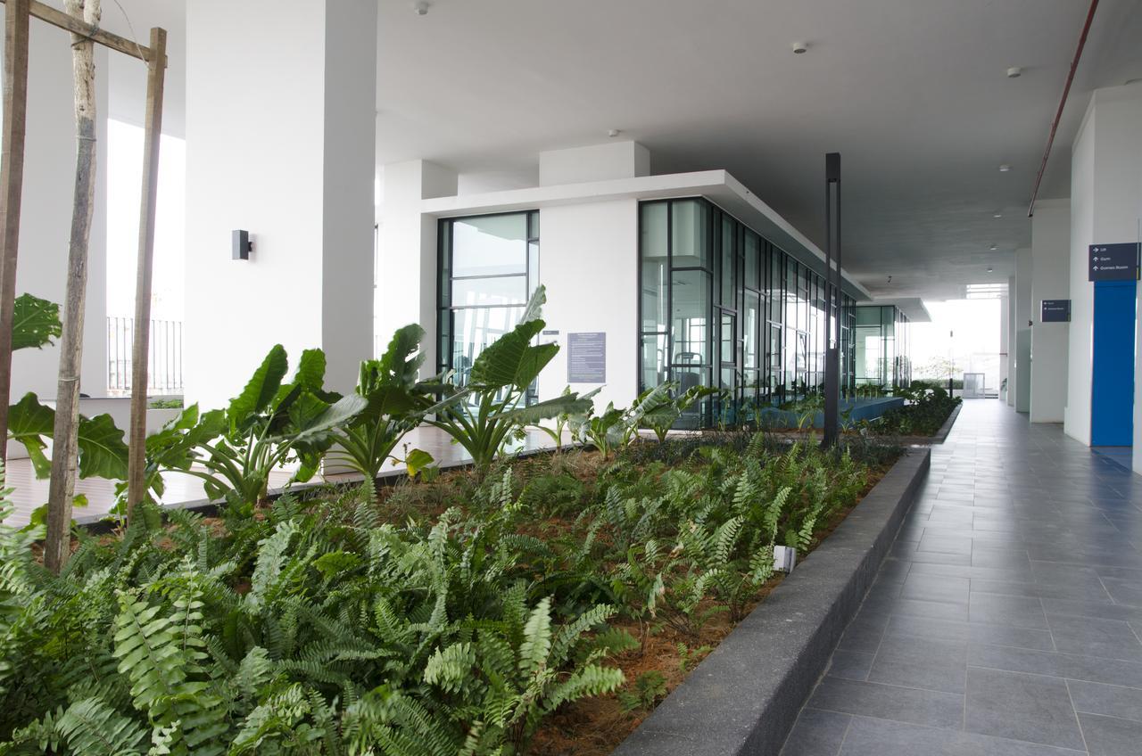 Holi Southkey Art Suite Johor Bahru Ngoại thất bức ảnh