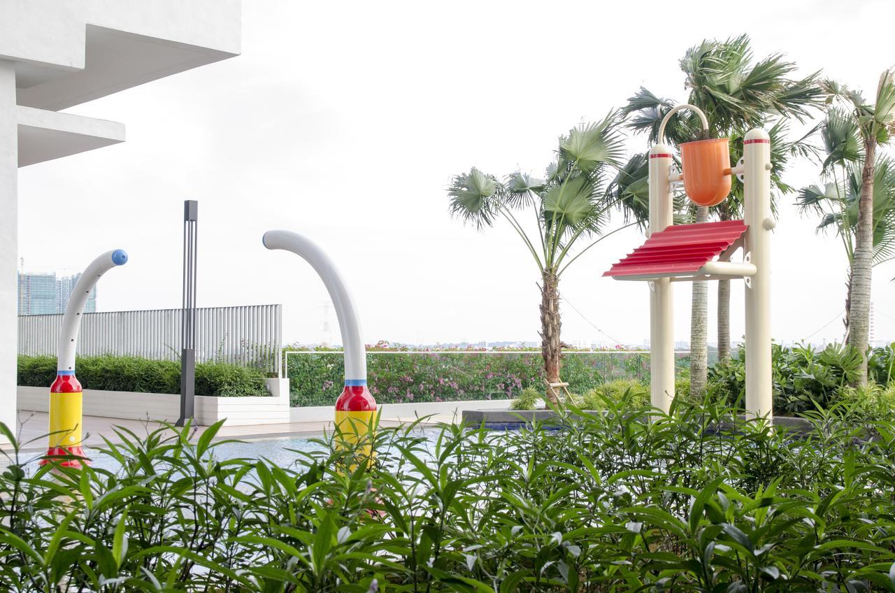 Holi Southkey Art Suite Johor Bahru Ngoại thất bức ảnh