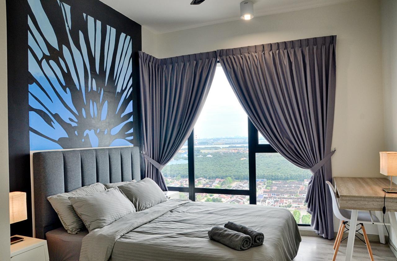 Holi Southkey Art Suite Johor Bahru Ngoại thất bức ảnh