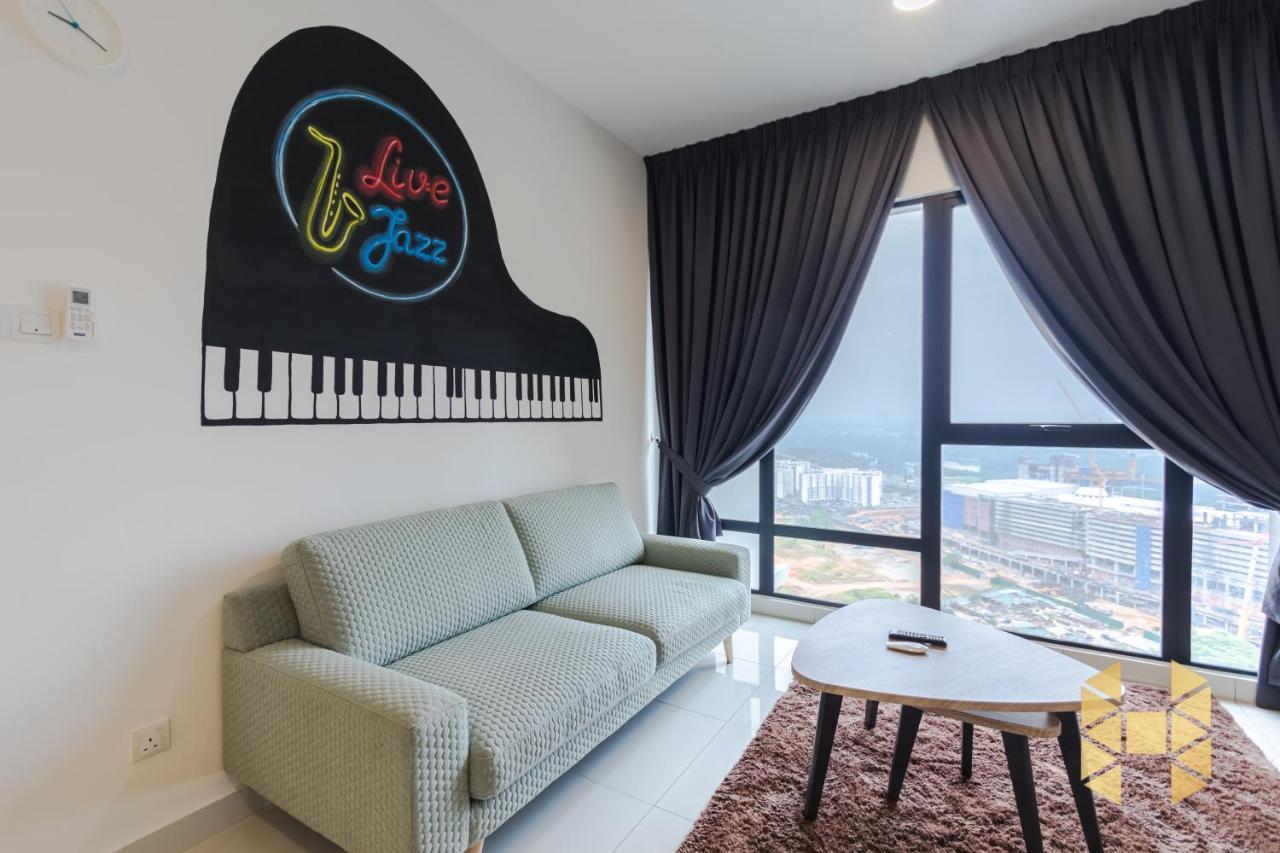 Holi Southkey Art Suite Johor Bahru Ngoại thất bức ảnh
