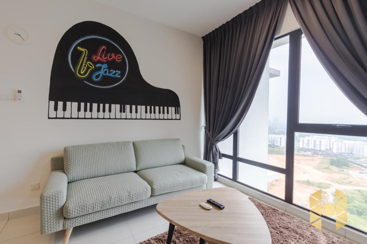 Holi Southkey Art Suite Johor Bahru Ngoại thất bức ảnh